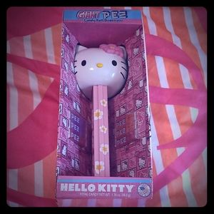 🔥 Hello kitty 🔥 Giant PEZ brand new in box